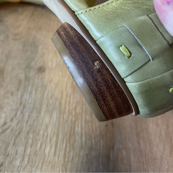 EVERYBODY BY BZ MODA Green Leather Sandals Shoes - Picture 9 of 11